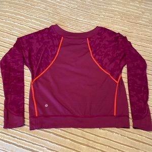 Lululemon Run for Days long sleeve pullover with thumb holes
